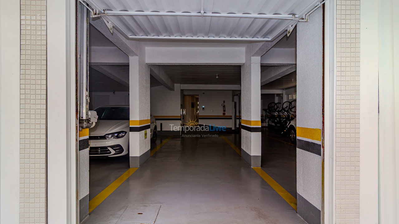 Apartamento para aluguel de temporada em Balneário Camboriú (Centro)