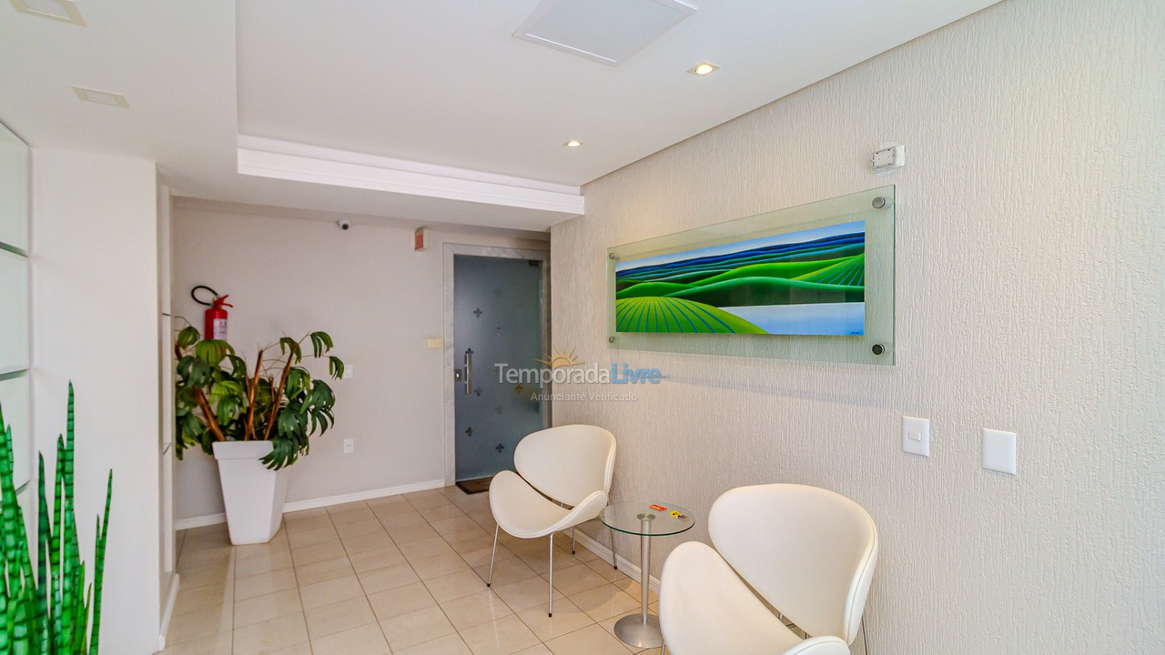 Apartamento para aluguel de temporada em Balneário Camboriú (Centro)