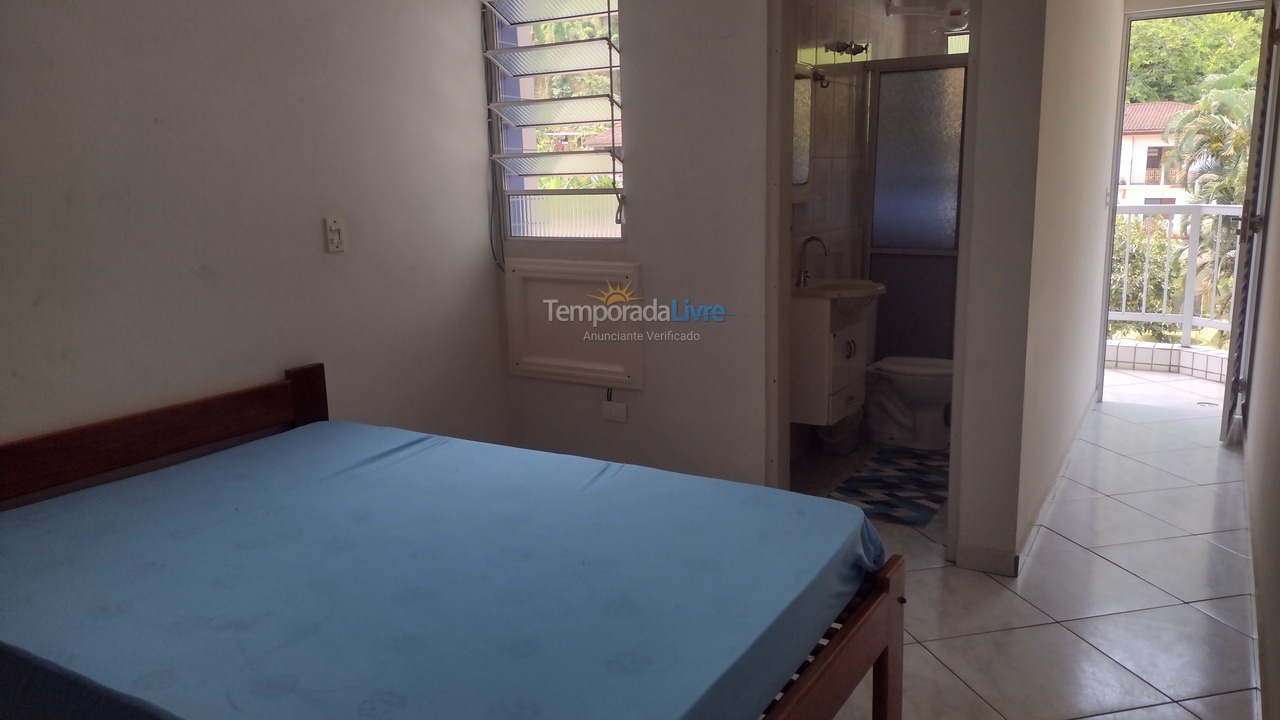 Apartment for vacation rental in Ubatuba (Enseada)