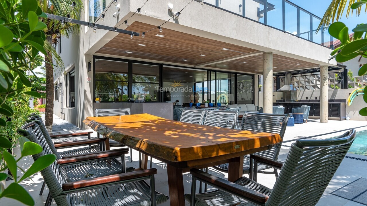 Casa para aluguel de temporada em Porto de Galinhas (Praia do Cupe)
