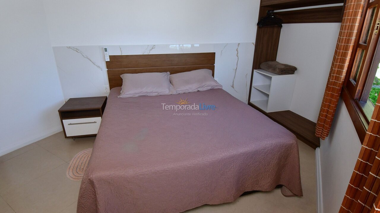 Casa para aluguel de temporada em Porto Belo (Araca)