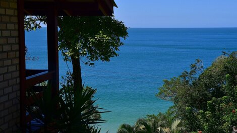 BANGALÔ CASA GRANDE - EXCLUSIVIDADE, CONFORTO E PRIVACIDADE.