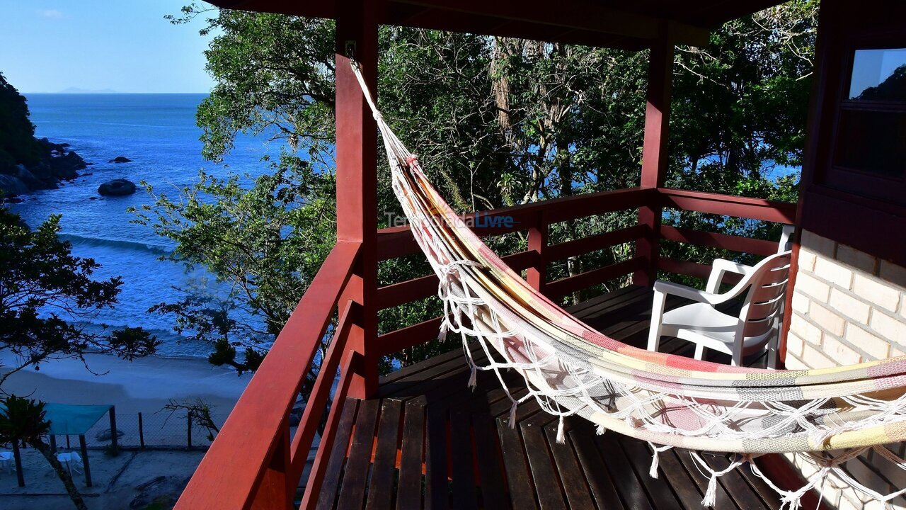 Casa para aluguel de temporada em Porto Belo (Araca)