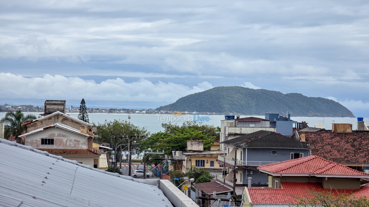Casa para aluguel de temporada em São Francisco do Sul (Prainha)