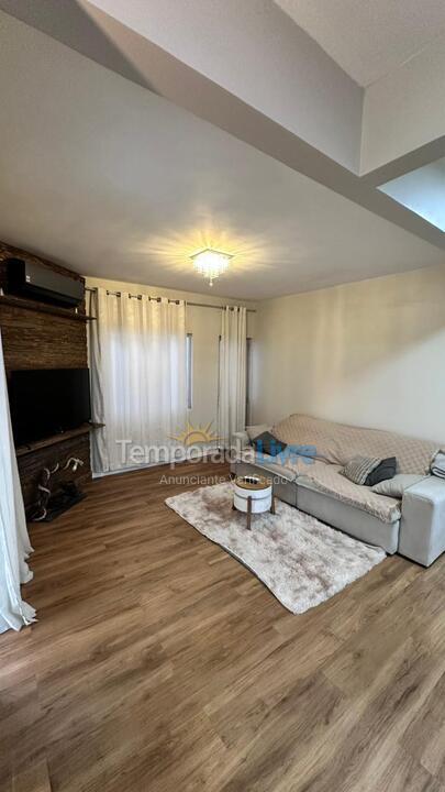 Apartamento para alquiler de vacaciones em Itapema (Meia Praia)