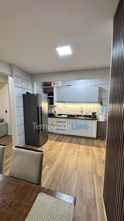 Apartamento para alquiler de vacaciones em Itapema (Meia Praia)