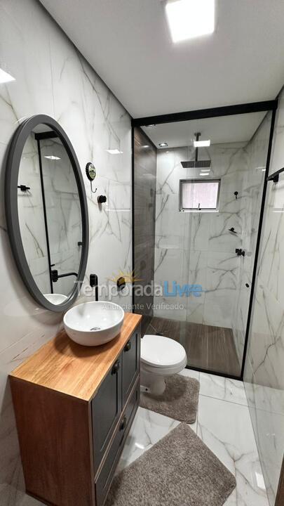 Apartamento para alquiler de vacaciones em Itapema (Meia Praia)