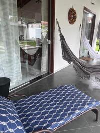 Casa martim de sá 3 dor. pé na areia