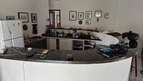 Casa martim de sá 3 dor. pé na areia