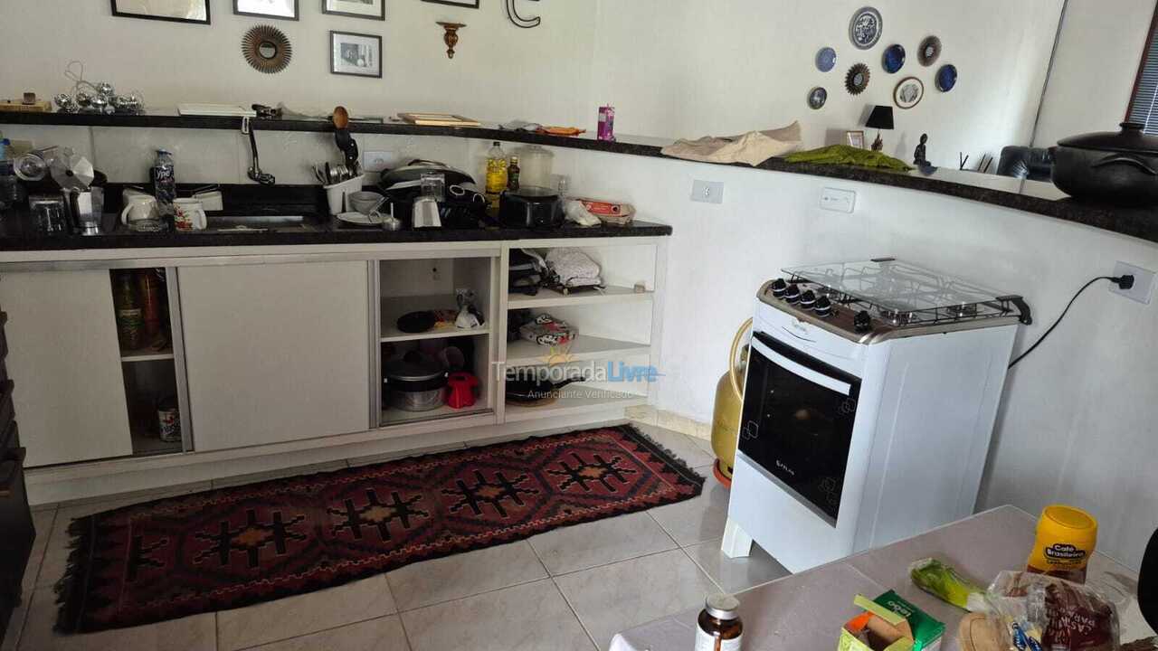 Casa para aluguel de temporada em Caraguatatuba (Martim de Sá)