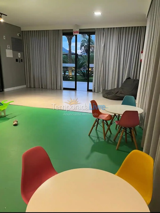 Apartamento para aluguel de temporada em Florianopolis (Campeche)