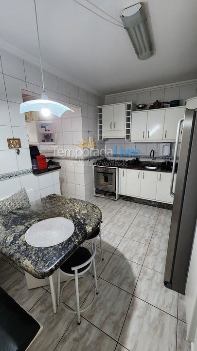 Apartamento para alquiler de vacaciones em Itapema (Meia Praia)