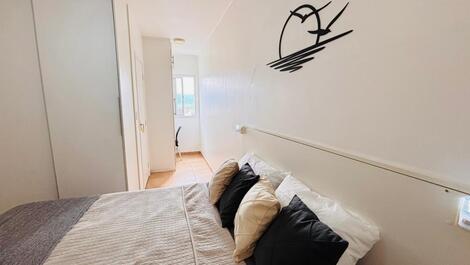 Apto Vila Tupi 250m da praia