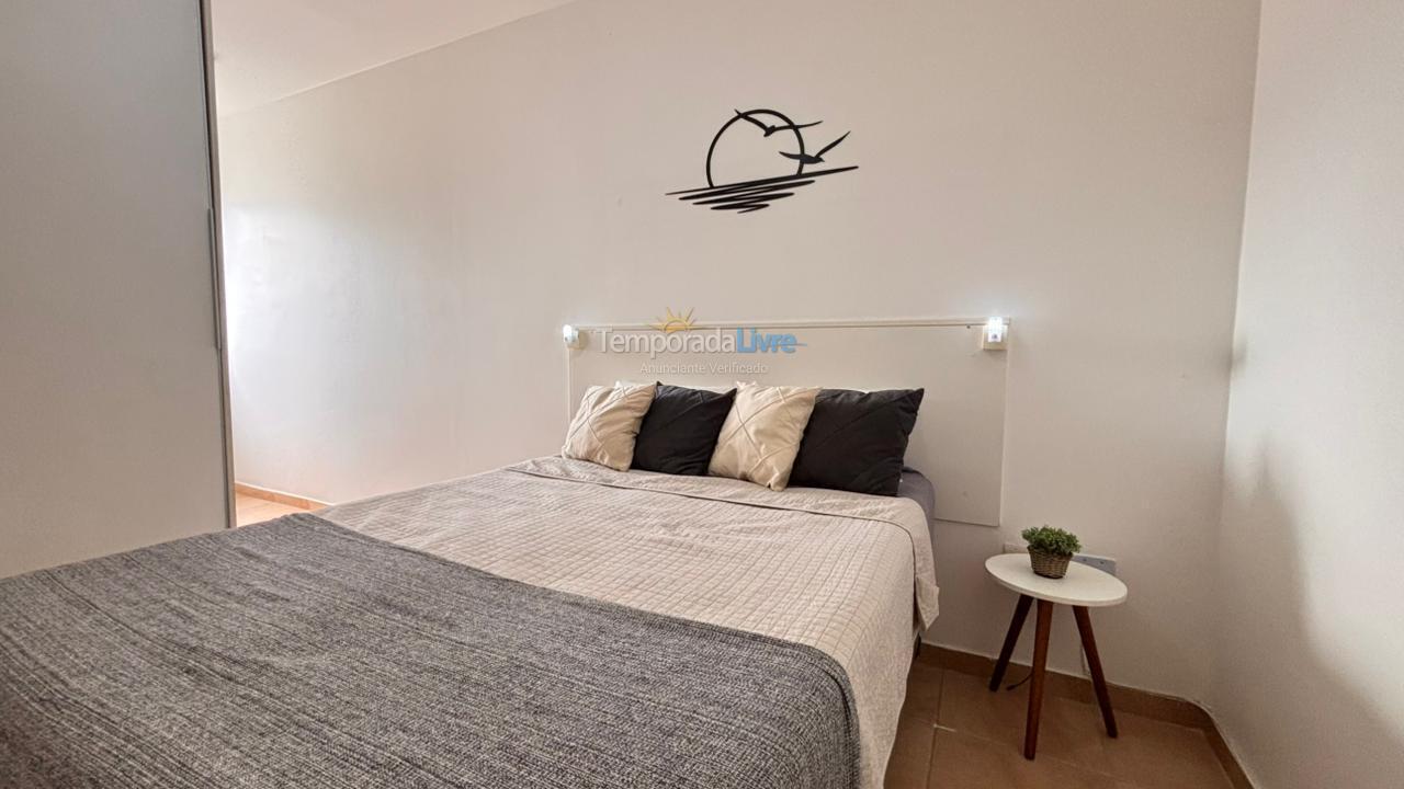 Apartamento para aluguel de temporada em Praia Grande (Vila Tupi)