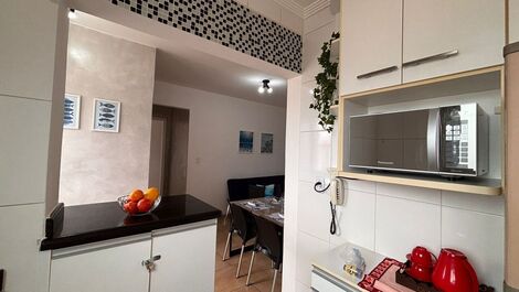 Apto Vila Tupi 250m da praia