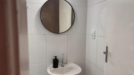 Apto Vila Tupi 250m da praia