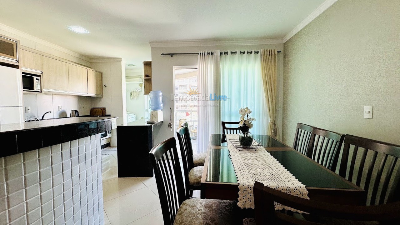 Apartamento para aluguel de temporada em Bombinhas (Praia de Bombas)