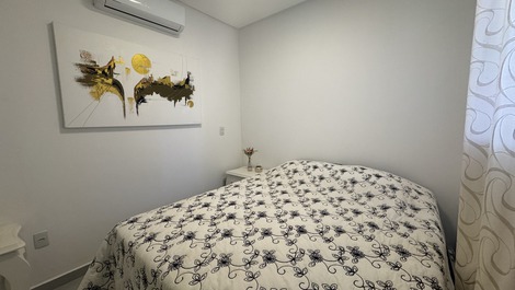 Beautiful garden 80 meters from Canto Grande beach, Mar de Fora.