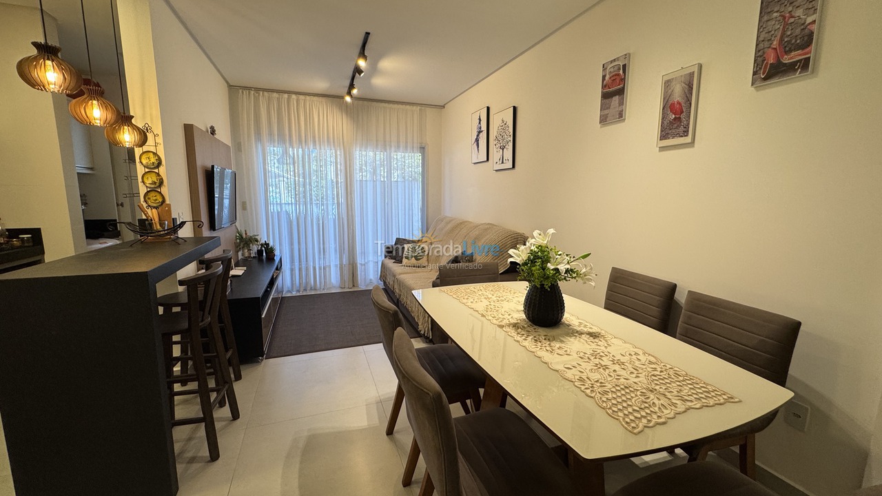 Apartment for vacation rental in Bombinhas (Canto Grande)