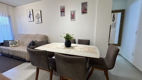 Beautiful garden 80 meters from Canto Grande beach, Mar de Fora.