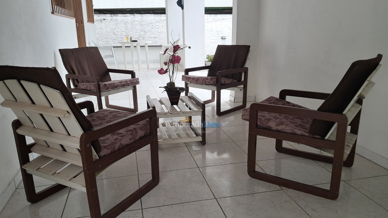 Casa para aluguel de temporada em Conde (Praia de Carapibus)