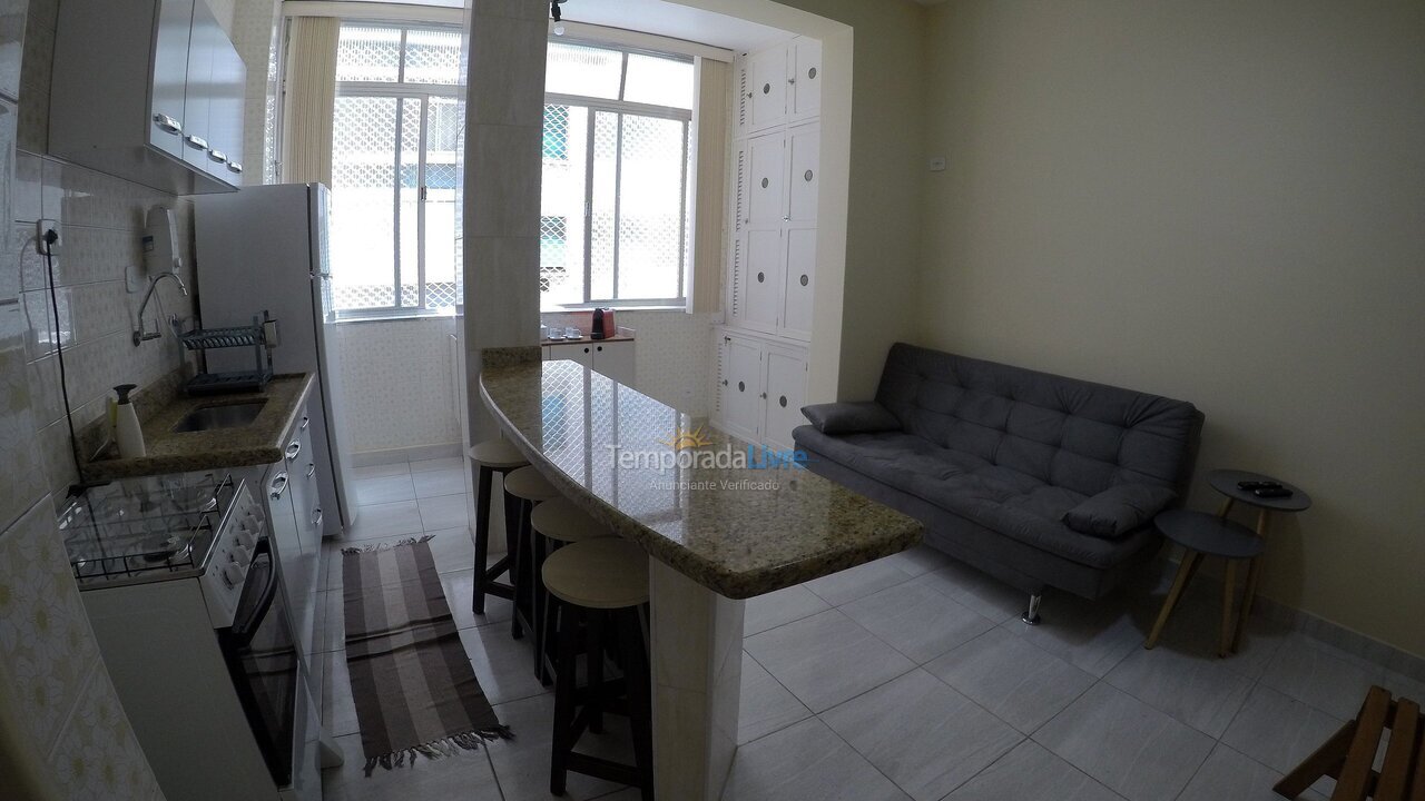 Apartamento para aluguel de temporada em Santos (Aparecida Embaré)