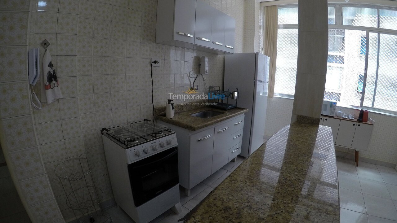Apartamento para aluguel de temporada em Santos (Aparecida Embaré)