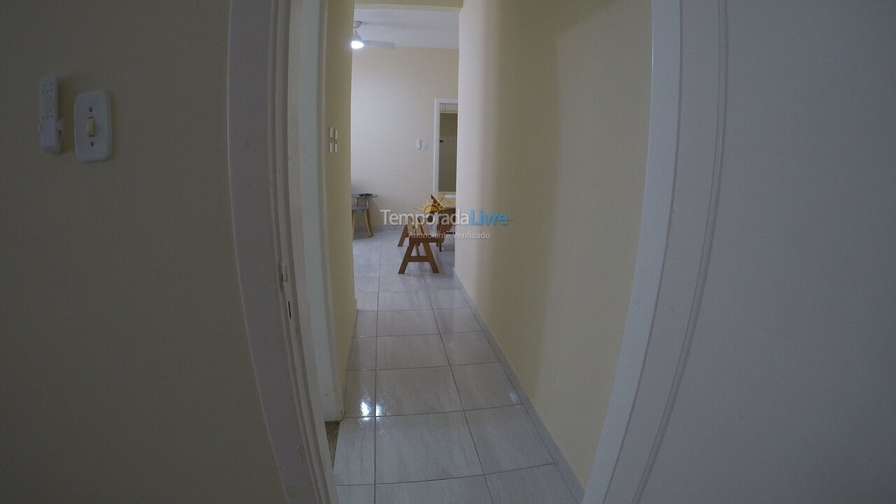 Apartamento para aluguel de temporada em Santos (Aparecida Embaré)