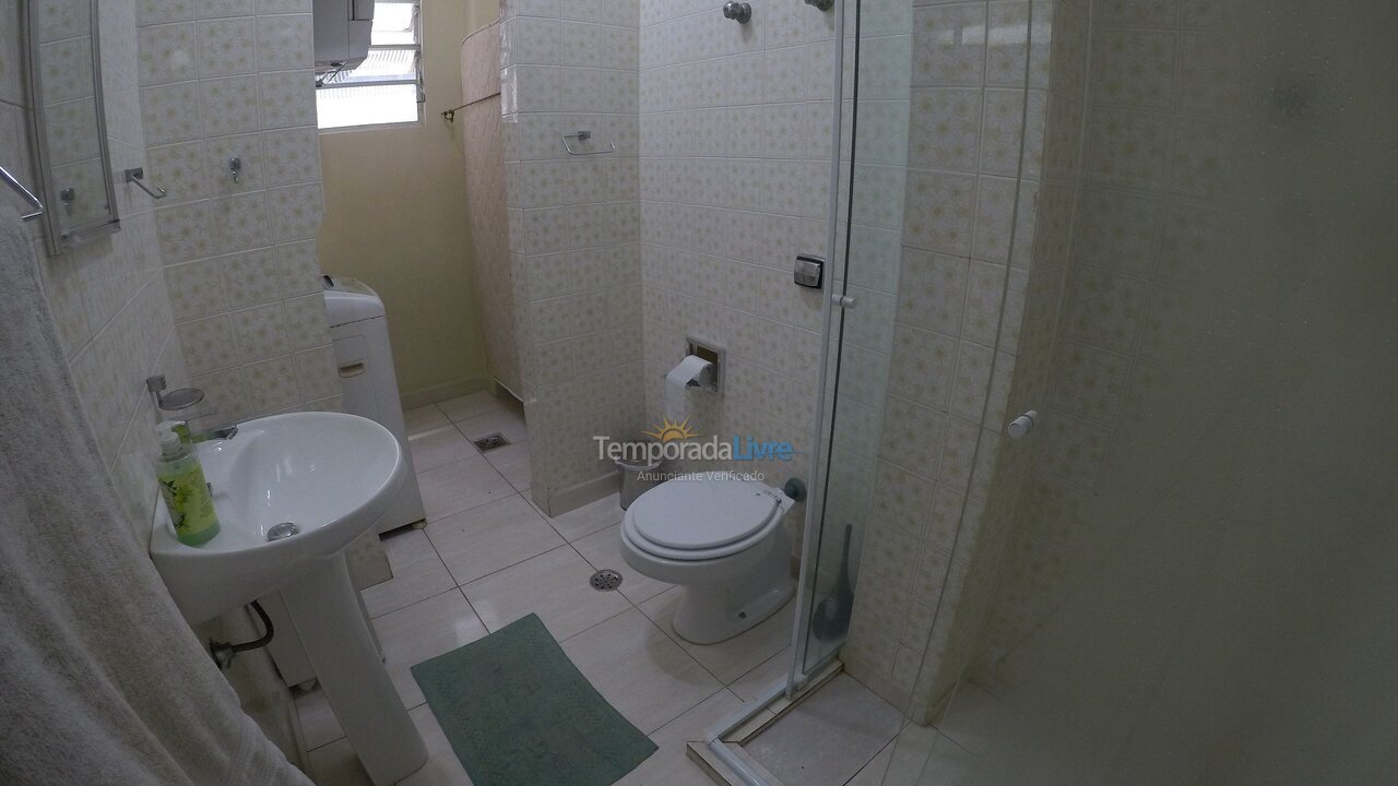 Apartamento para aluguel de temporada em Santos (Aparecida Embaré)