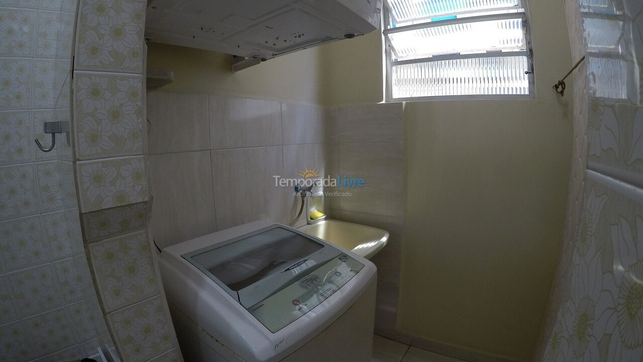 Apartamento para aluguel de temporada em Santos (Aparecida Embaré)