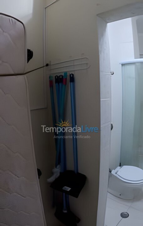 Apartamento para aluguel de temporada em Santos (Aparecida Embaré)