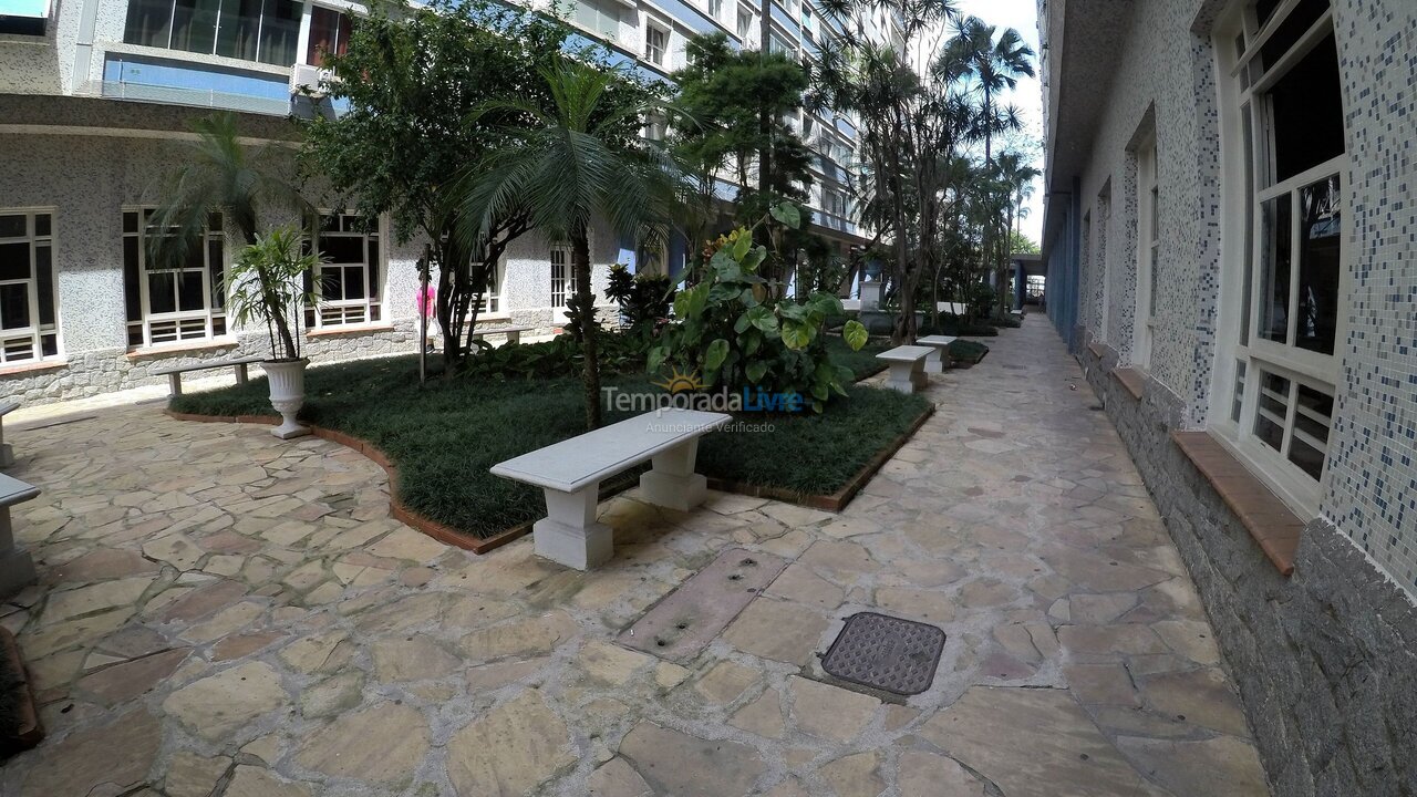 Apartamento para aluguel de temporada em Santos (Aparecida Embaré)