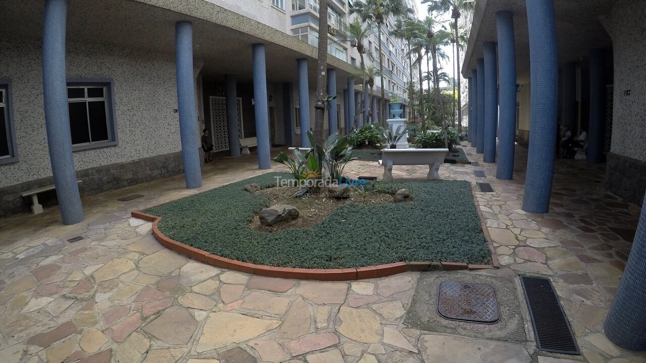 Apartamento para aluguel de temporada em Santos (Aparecida Embaré)