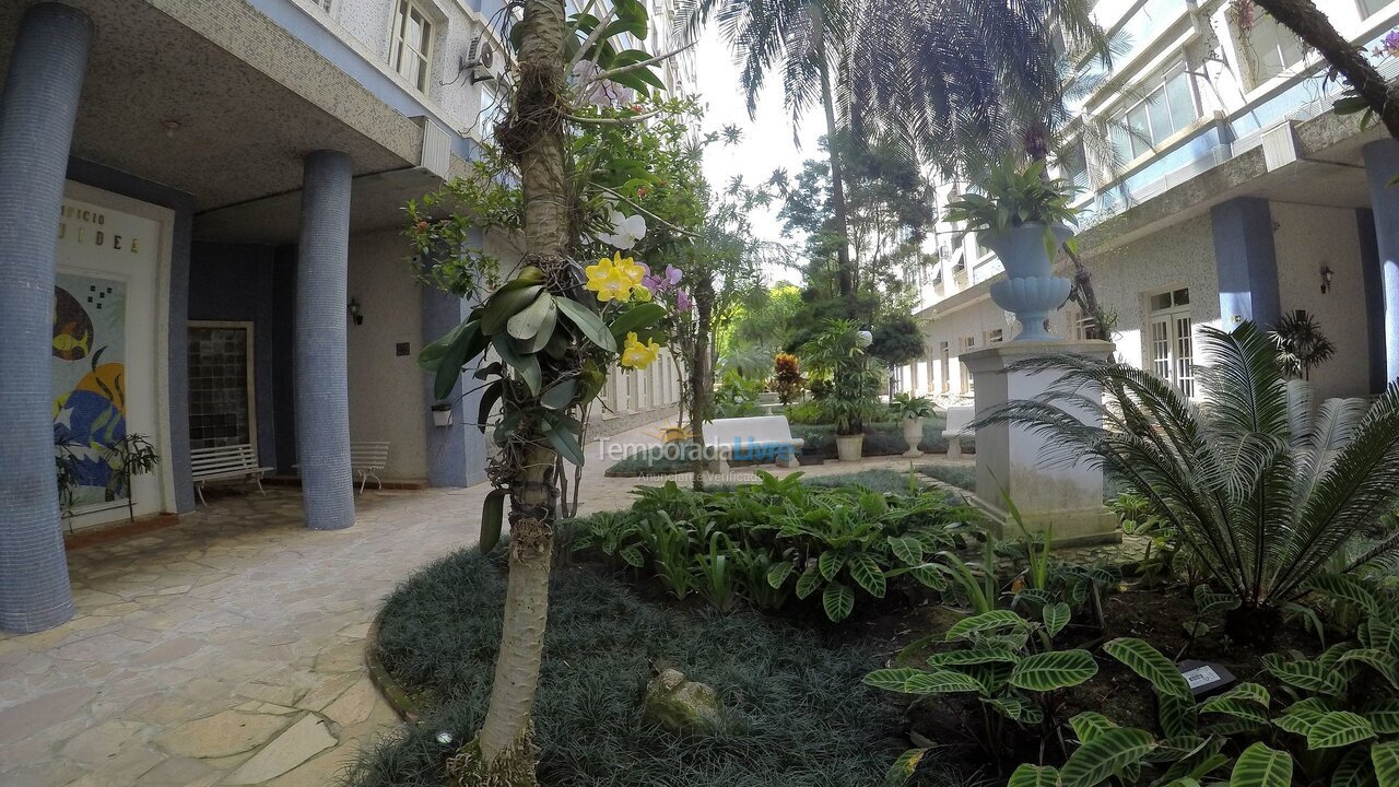 Apartamento para aluguel de temporada em Santos (Aparecida Embaré)