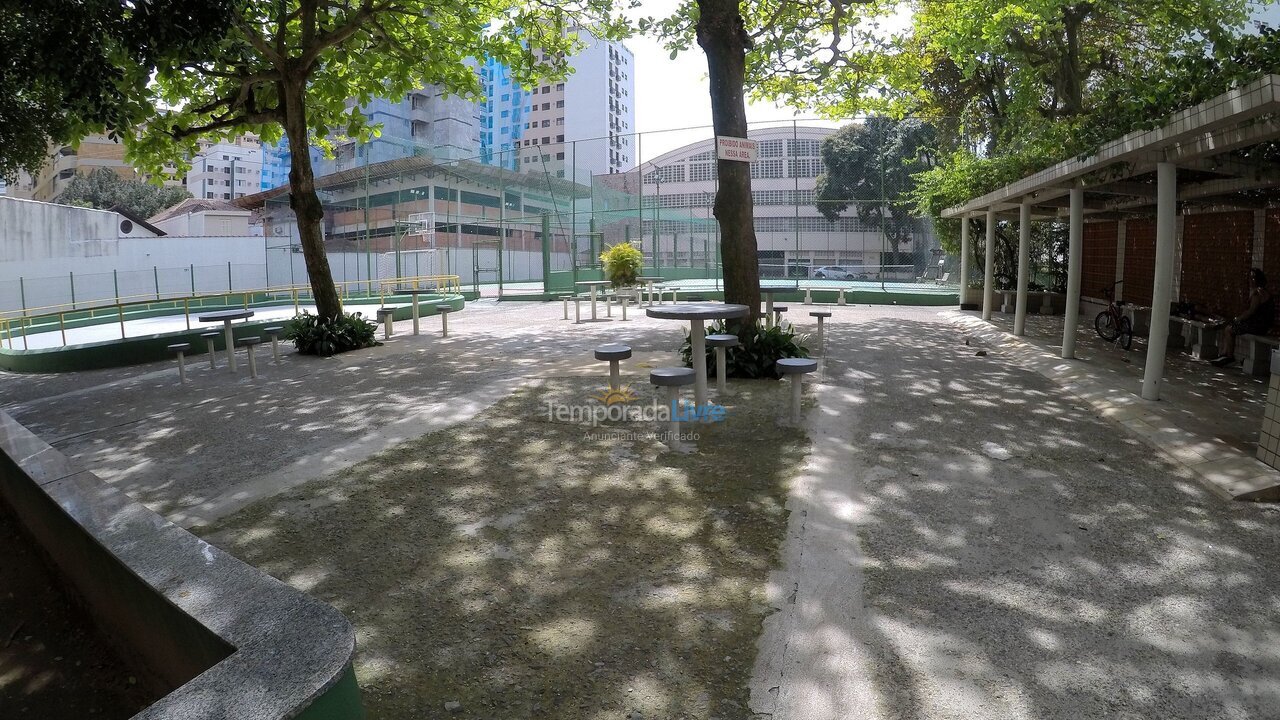 Apartamento para aluguel de temporada em Santos (Aparecida Embaré)