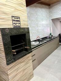 Casa perfeita, na quadra do mar, vista incrível, wi-fi, mesa de sinuca