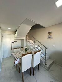 🏖️ Dúplex en Ingleses • 2 dormitorios, barbacoa, wifi • A 200 m de la playa