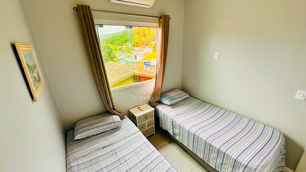 Casa para aluguel de temporada em Florianópolis (Lagoinha)