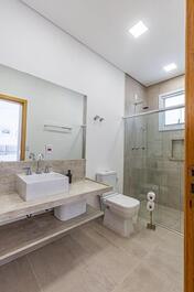 House in Paraíso - new, modern country house, 2100 m2, in a gated community.