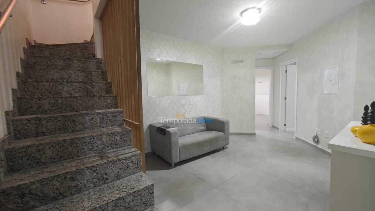 Apartamento para aluguel de temporada em Bombinhas (Praia de Bombinhas)