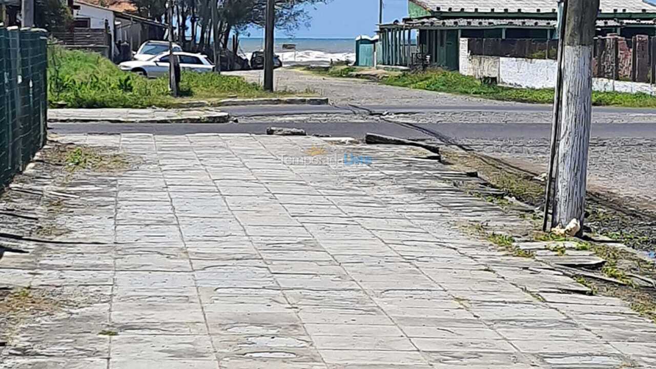 Casa para aluguel de temporada em Cidreira (Centro)