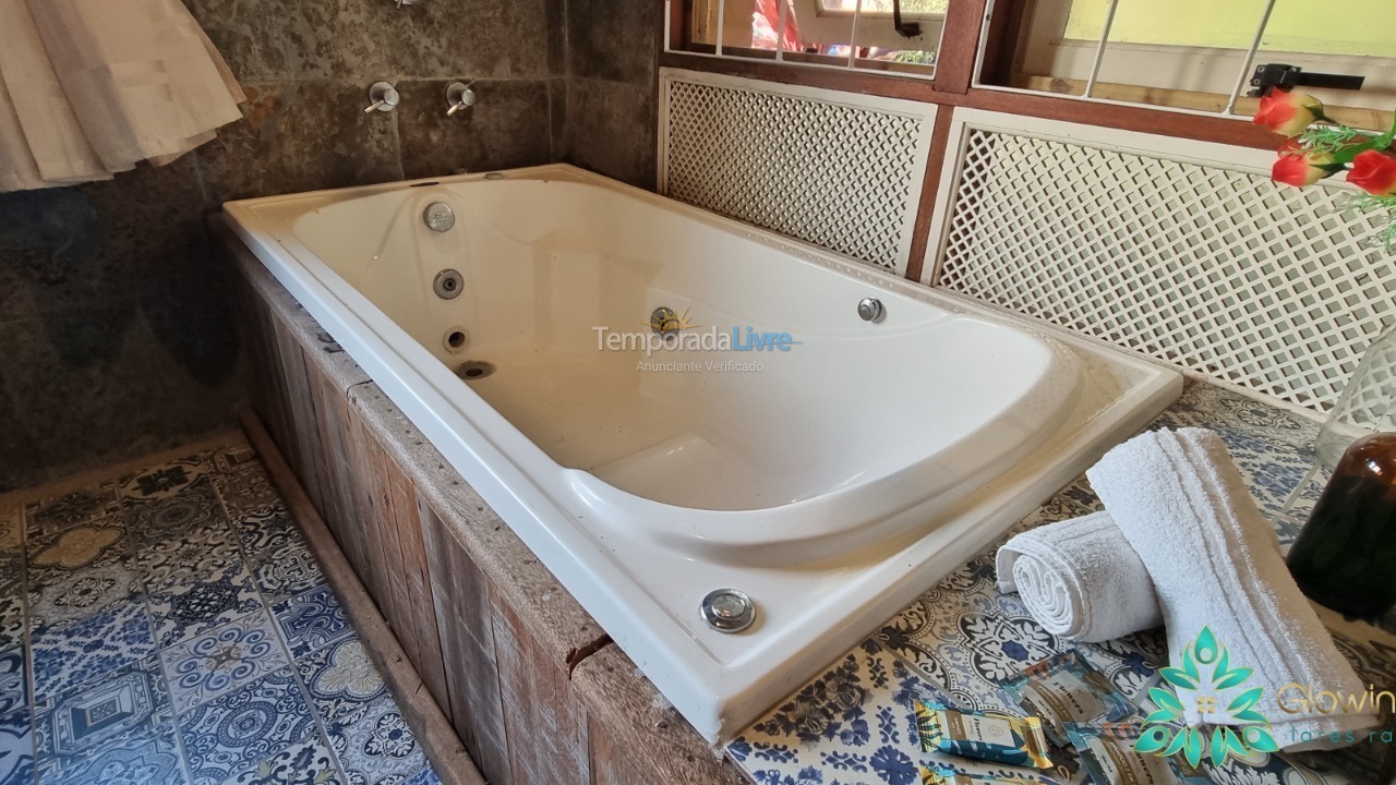 Casa para aluguel de temporada em Florianópolis (Praia de Sambaqui)