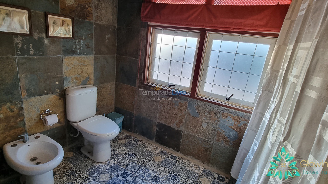 Casa para aluguel de temporada em Florianópolis (Praia de Sambaqui)