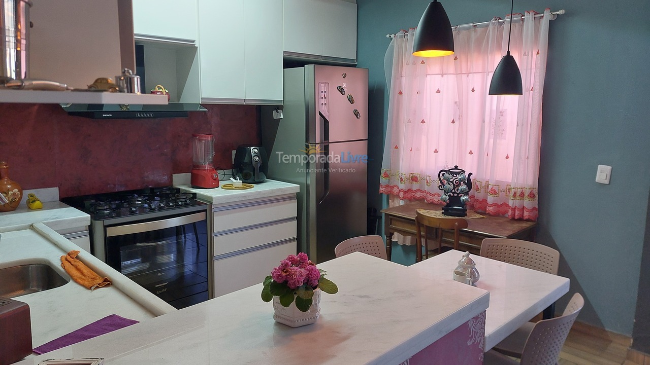 Casa para alquiler de vacaciones em Serra (Praia de Capuba)