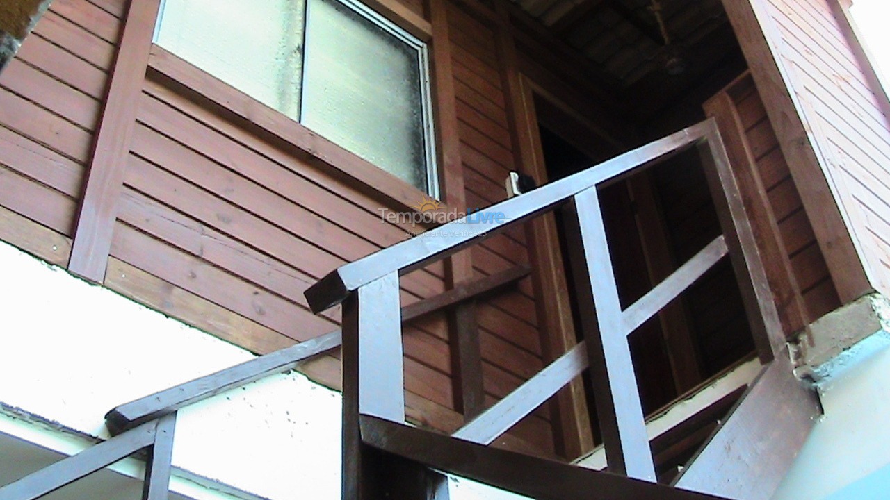 Casa para alquiler de vacaciones em Serra (Praia de Capuba)