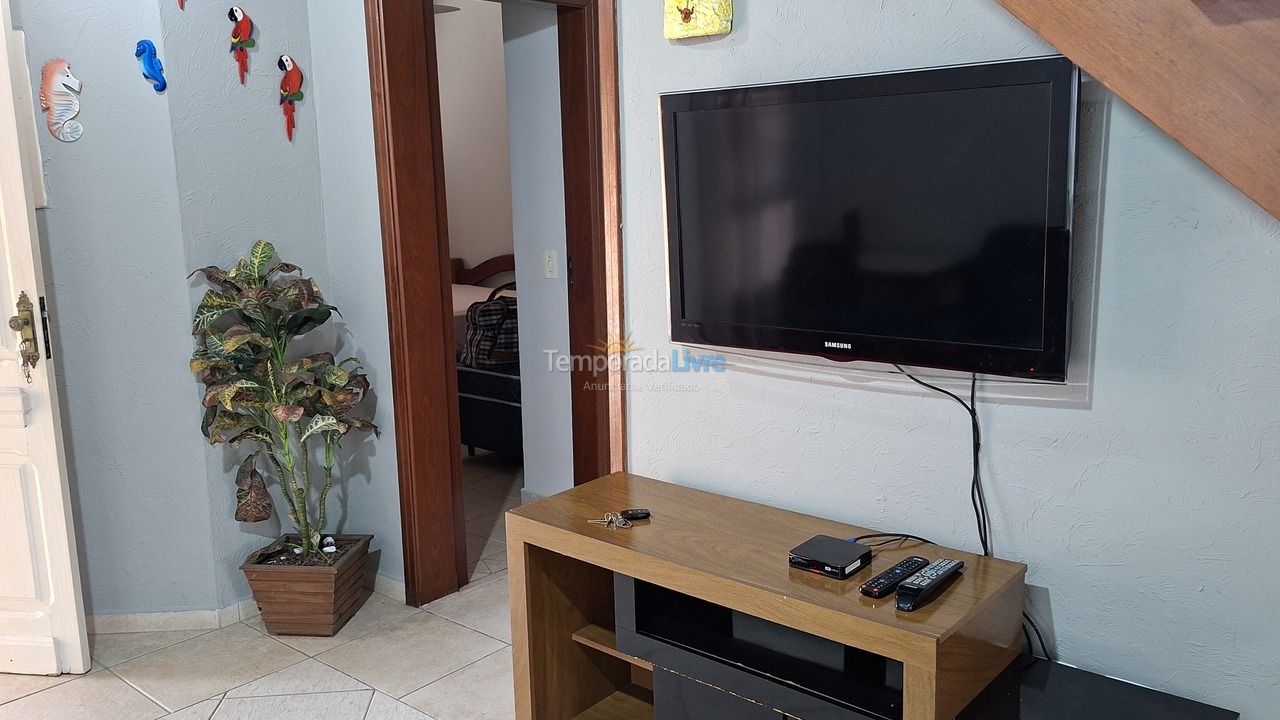 Casa para aluguel de temporada em Bertioga (Vista Linda)