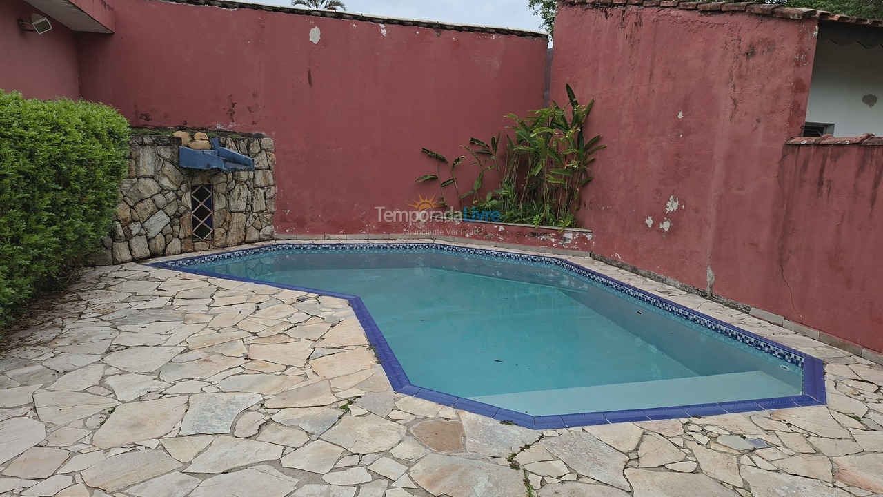 Casa para aluguel de temporada em Bertioga (Vista Linda)