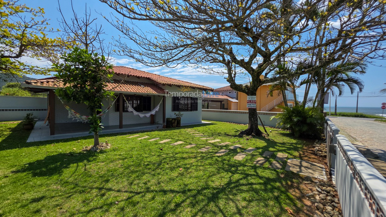 Casa para alquiler de vacaciones em São Francisco do Sul (Itaguaçu)