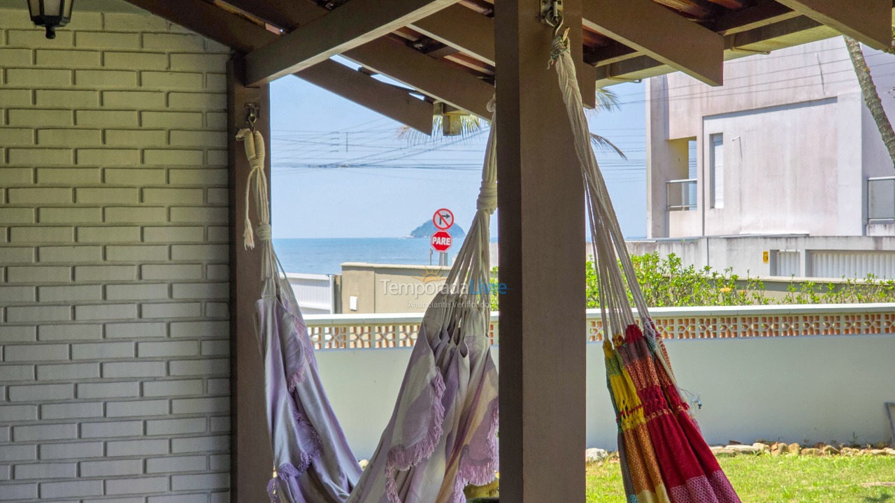 Casa para alquiler de vacaciones em São Francisco do Sul (Itaguaçu)