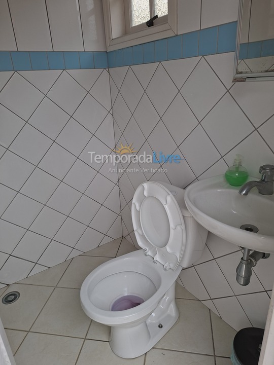 Casa para aluguel de temporada em Bertioga (Vista Linda)